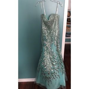 Tony Bowls Prom Dress